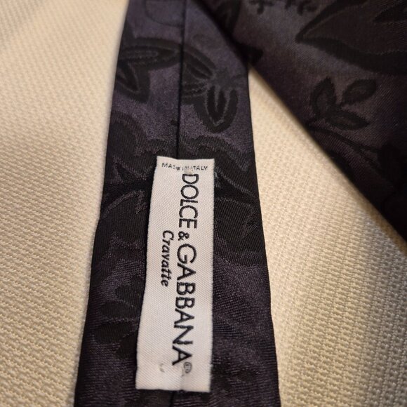 DOLCE & GABBANA Silk Tie - Picture 2 of 10
